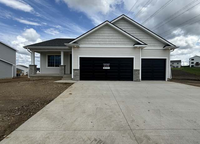 Property at 5543 167th St, Urbandale, IA 50323, 3 beds, 2 baths
