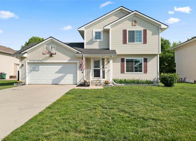 Property at 714 NE Michael Ct, Ankeny, IA 50021, 3 beds, 2.5 baths
