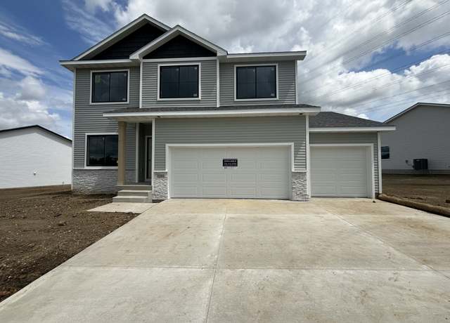 Property at 5551 167th St, Urbandale, IA 50323, 4 beds, 2.5 baths