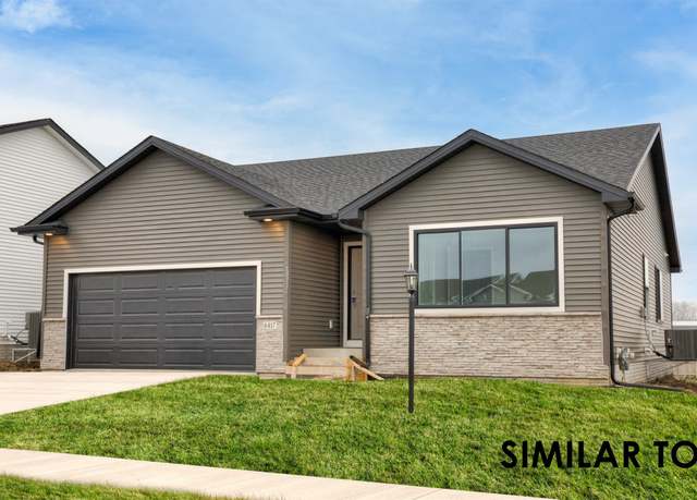 Property at 5539 167th St, Urbandale, IA 50323, 4 beds, 3 baths