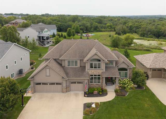 Property at 15016 Plum Dr, Urbandale, IA 50323, 5 beds, 4.5 baths