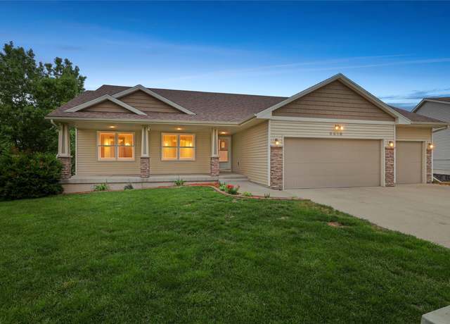 Property at 3416 E Payton Ave, Des Moines, IA 50320, 4 beds, 3 baths