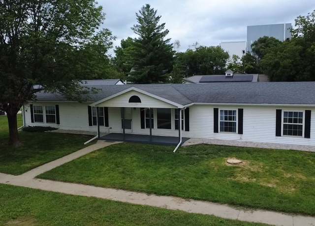 Property at 608 Water St, Alden, IA 50006, 4 beds, 2.5 baths
