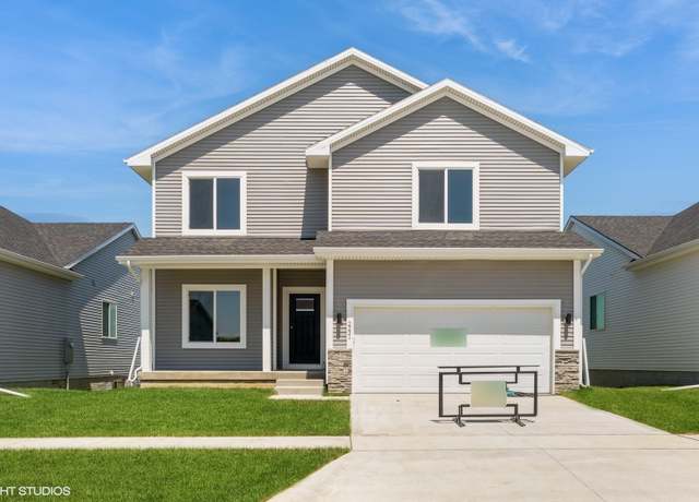 Property at 2231 Chan Dr, Adel, IA 50003, 4 beds, 2 baths