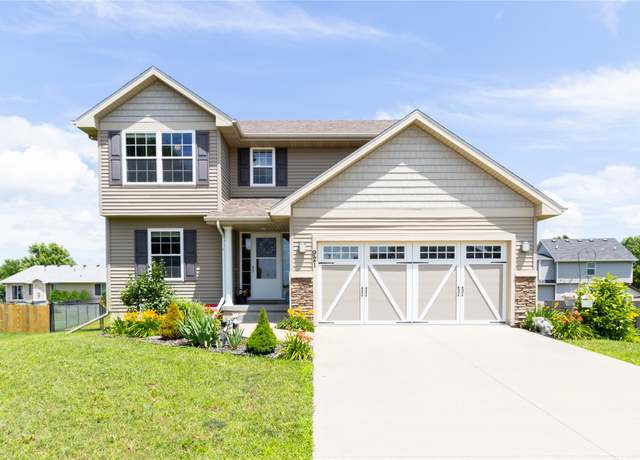 Property at 921 NW Calista Dr, Grimes, IA 50111, 3 beds, 3.5 baths