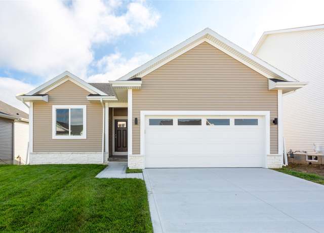 Property at 2225 Chan Dr, Adel, IA 50003, 3 beds, 3 baths