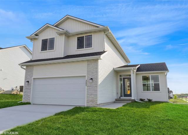 Property at 3085 Durham Rd, Waukee, IA 50263, 3 beds, 2.5 baths