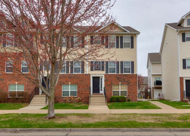 Property at 6899 Jack London Dr, Johnston, IA 50131, 3 beds, 3.5 baths