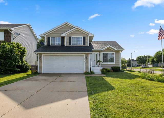 Property at 1215 7th Ave SE, Altoona, IA 50009, 3 beds, 2.5 baths