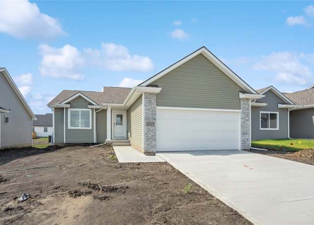 Property at 4317 NW 17th St, Ankeny, IA 50023, 3 beds, 2 baths