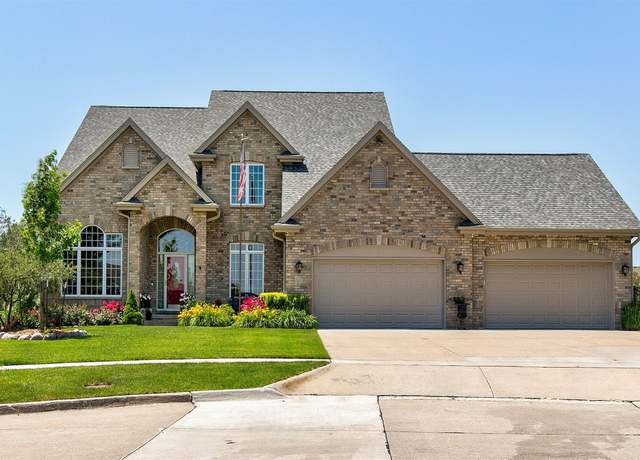Property at 15222 Wilden Dr, Urbandale, IA 50323, 5 beds, 5 baths