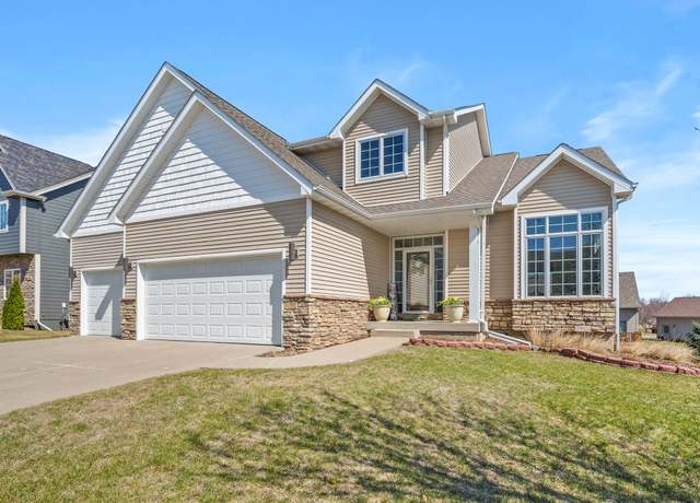 Property at 4415 163rd St, Urbandale, IA 50323, 6 beds, 3.5 baths