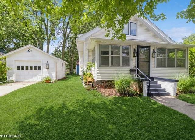 Property at 711 Wilson Ave, Ames, IA 50010, 4 beds, 2 baths
