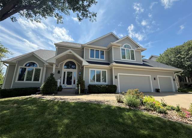 Property at 14092 Lake Pointe Dr, Clive, IA 50325, 4 beds, 3.5 baths