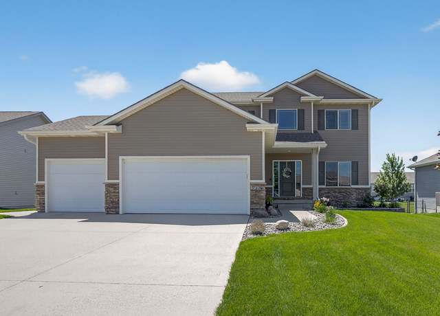 Property at 713 SW Springfield Dr, Ankeny, IA 50023, 3 beds, 3.5 baths