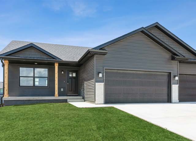 Property at 311 N 19th St, Indianola, IA 50125, 3 beds, 2 baths