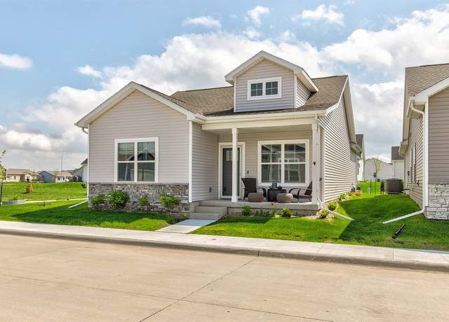 Property at 2601 NW 30th Ln, Ankeny, IA 50023, 2 beds, 2 baths