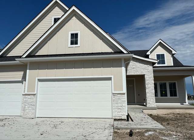Property at 2719 NW Greenwood St, Ankeny, IA 50023, 4 beds, 3 baths