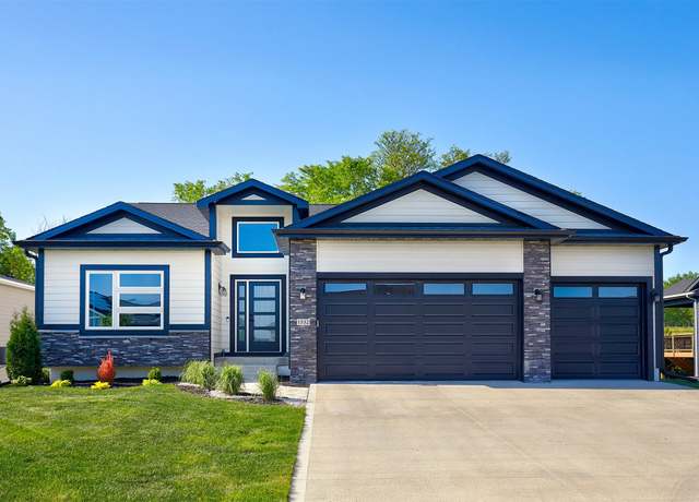Property at 1532 Marina Cove Dr, Polk City, IA 50226, 5 beds, 3 baths