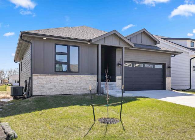 Property at 18362 Alpine Dr, Clive, IA 50325, 4 beds, 3 baths