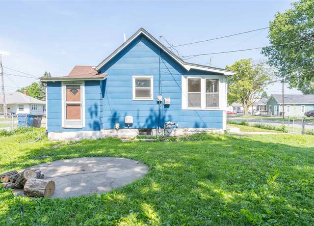 Property at 2420 Maple St, Des Moines, IA 50317, 1 bed, 1 bath