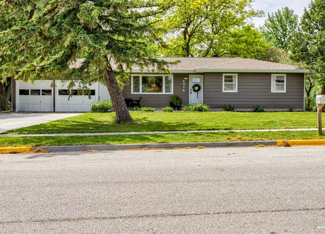 Property at 4014 Aplin Rd, Ames, IA 50014, 3 beds, 1 bath