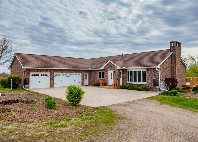 Property at 5554 W 122nd St N, Mingo, IA 50168, 4 beds, 3 baths