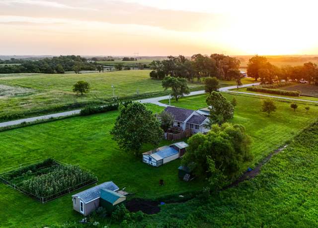 Property at 3240 Clanton Creek Rd, Lorimor, IA 50149, 2 beds, 1.5 baths