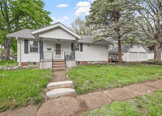 Property at 845 Seneca Ave, Des Moines, IA 50313, 3 beds, 1 bath