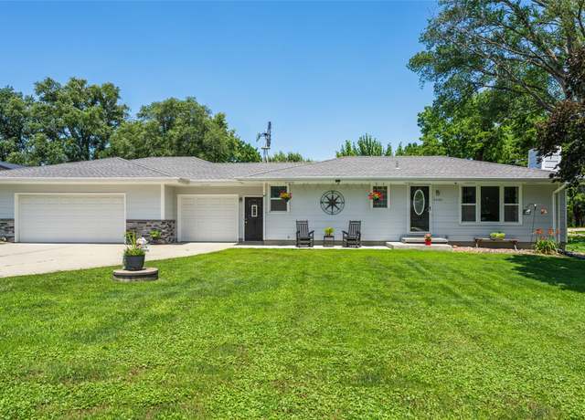Property at 6440 NE Rising Sun Dr, Pleasant Hill, IA 50327, 3 beds, 2 baths