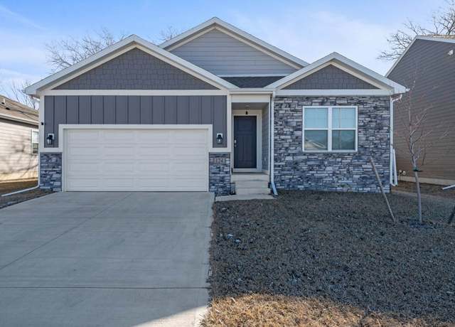 Property at 124 Dakota Cir, Waukee, IA 50263, 3 beds, 2 baths