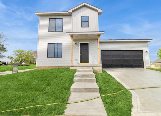 Property at 490 Commons Dr, Carlisle, IA 50047, 3 beds, 2.5 baths