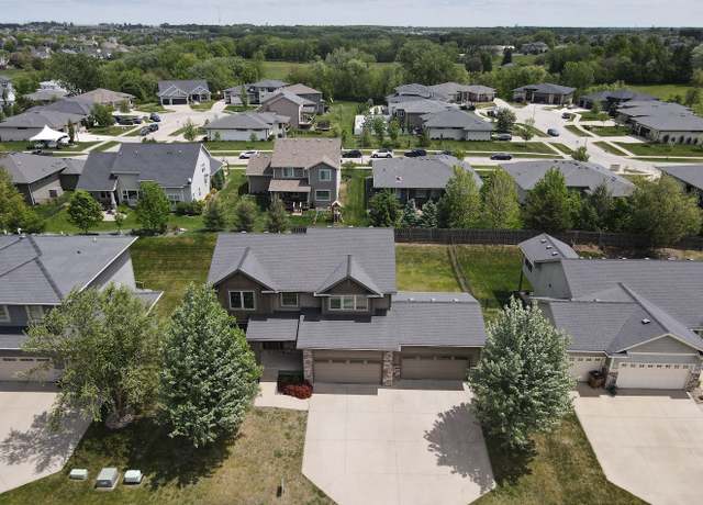 Property at 3555 NW 164th St, Clive, IA 50325, 4 beds, 2.5 baths