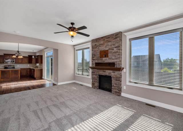 Property at 3555 NW 164th St, Clive, IA 50325, 4 beds, 2.5 baths