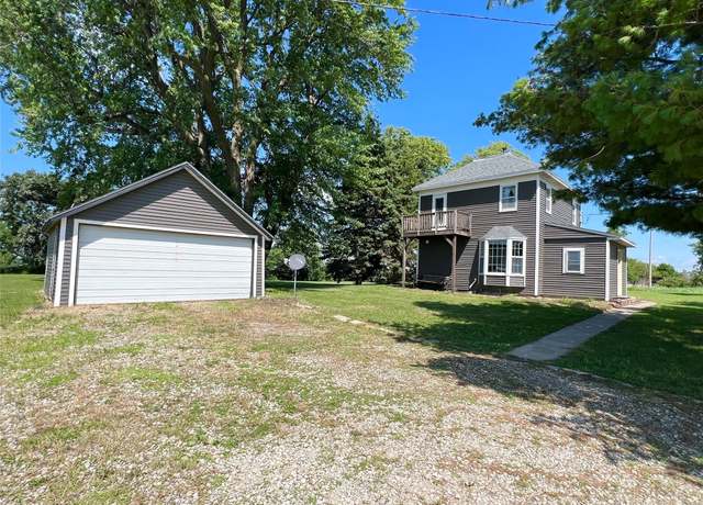 Property at 6285 E 28th St N, Newton, IA 50208, 2 beds, 1 bath