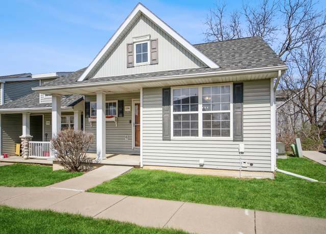 Property at 1204 SW Twin Gates Dr, Ankeny, IA 50023, 2 beds, 2 baths