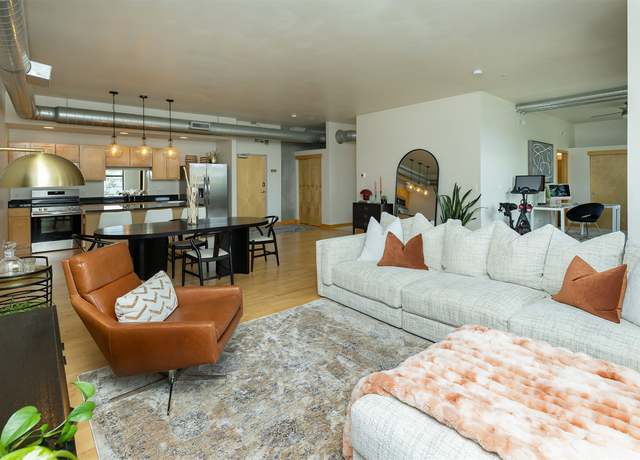 Property at 119 4th St #309, Des Moines, IA 50309, 2 beds, 2 baths