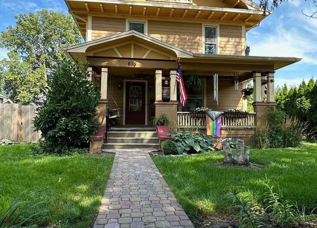 Property at 615 N 1st Ave, Winterset, IA 50273, 4 beds, 2 baths