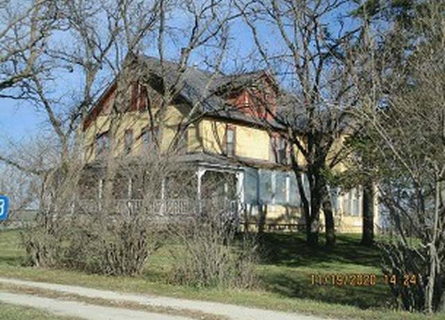 Property at 2503 Kansas St, Osceola, IA 50213, 4 beds, 2.5 baths