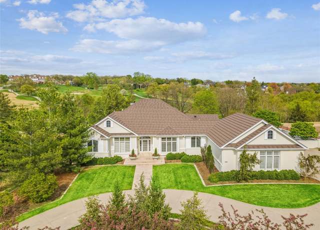 Property at 1706 Burr Oaks Dr, West Des Moines, IA 50266, 4 beds, 4 baths