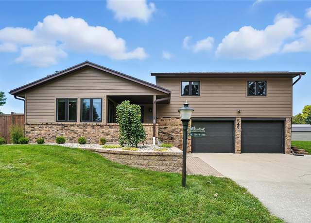 Property at 546 Westwood Dr, Nevada, IA 50201, 3 beds, 2.5 baths