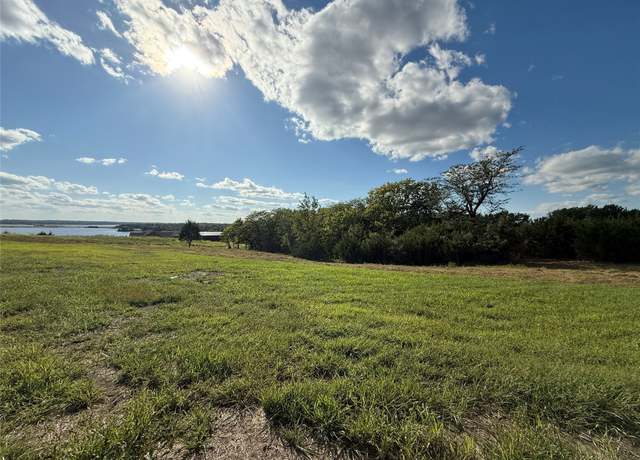 Property at 245 Lake Dr, Melrose, IA 52569