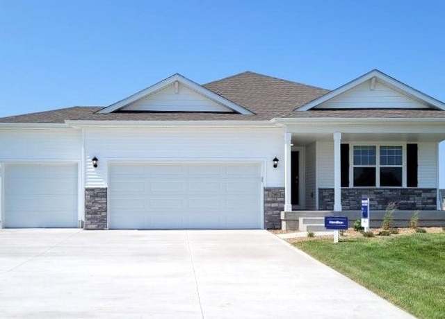 Property at 15125 Ironwood Ln, Urbandale, IA 50111, 4 beds, 3 baths