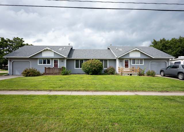 Property at 716/718 SE Magazine Rd, Ankeny, IA 50021, 4 beds, 3 baths