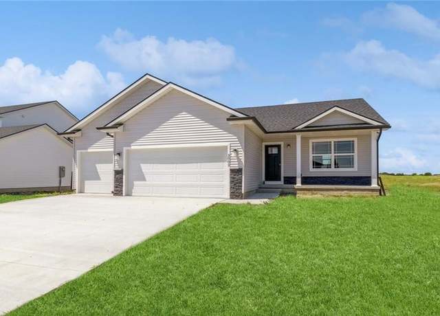 Property at 3002 6th Ave SW, Altoona, IA 50009, 3 beds, 2 baths