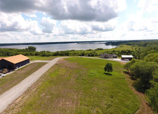 Property at 113 Cove Rd, Melrose, IA 52569