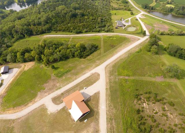 Property at 113 Cove Rd, Melrose, IA 52569