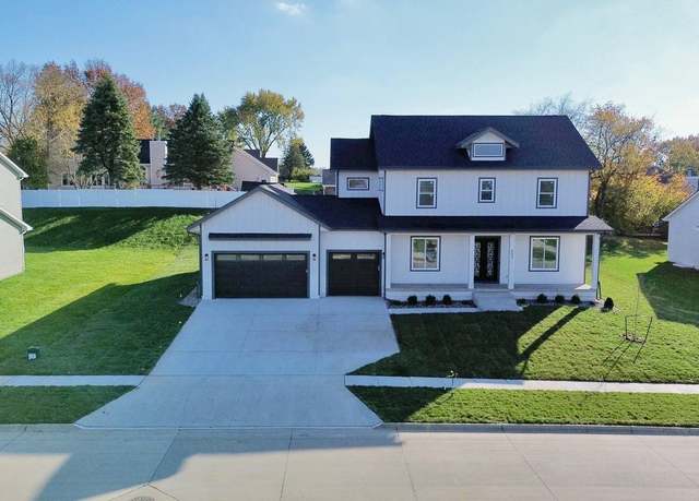 Property at 803 W Orchard Ave, Indianola, IA 50125, 3 beds, 2.5 baths