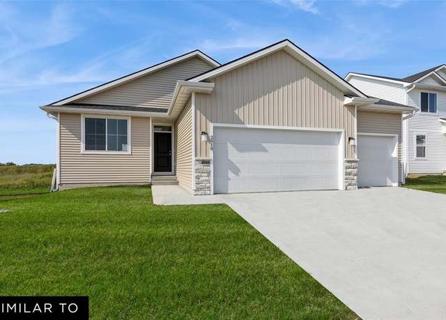 Property at 313 N 19th St, Indianola, IA 50125, 3 beds, 2 baths