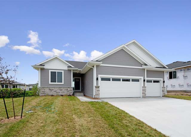 Property at 5318 Greene St, Ames, IA 50014, 4 beds, 4 baths